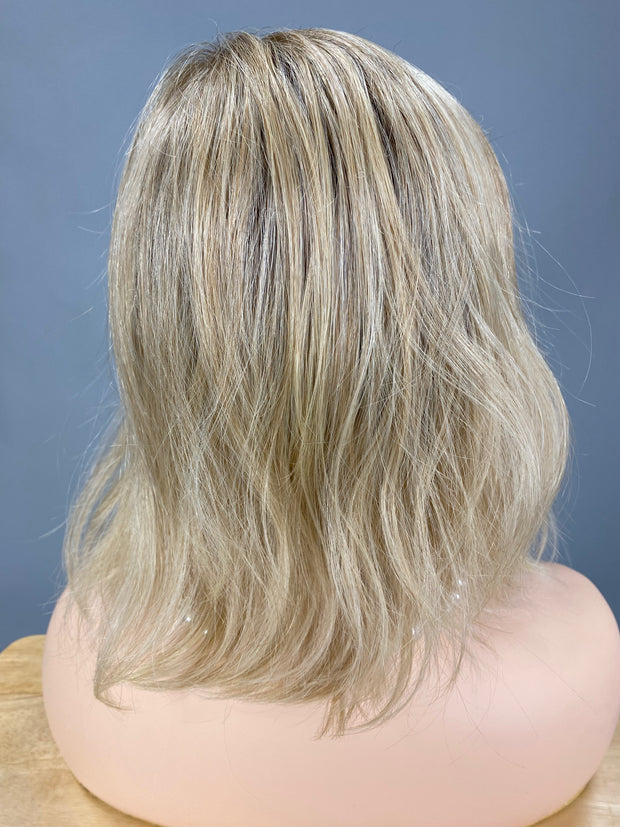SALE!! "Caliente" (Champagne Apple Pie) BELLE TRESS  Luxury Wig