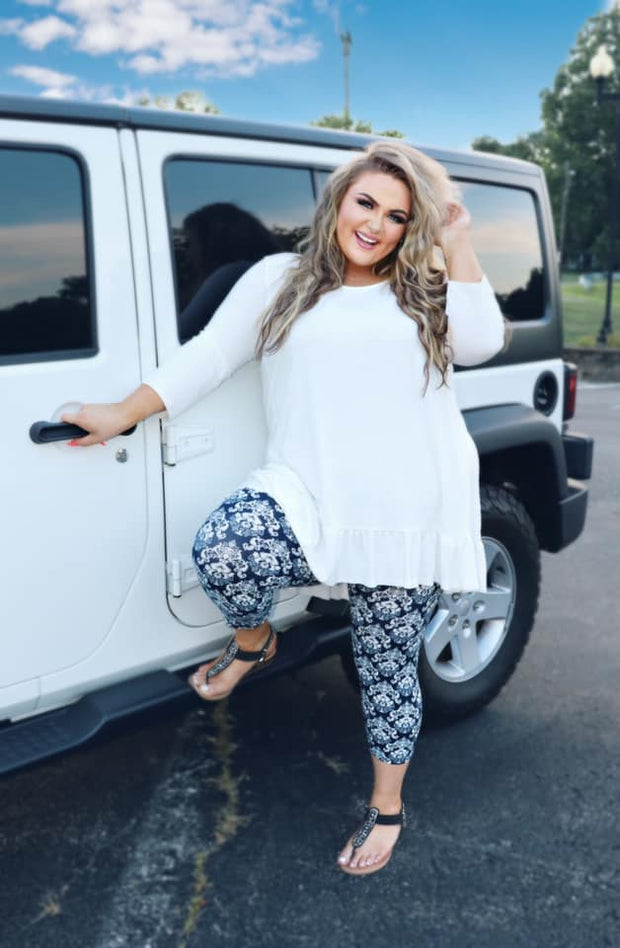 LEG-81 Blue & White Damask Print Leggings PLUS SIZE