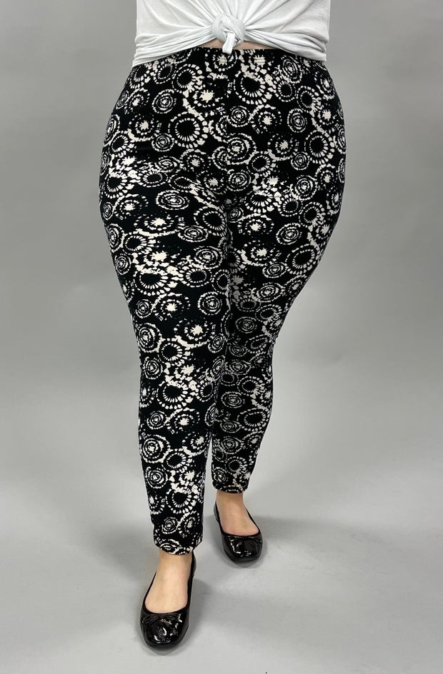 LEG-20 {Midnight Madness} Black & White Printed Leggings EXTENDED PLUS SIZE 3X/5X