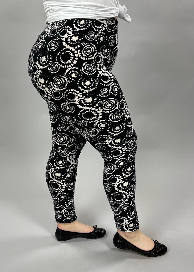 LEG-20 {Midnight Madness} Black & White Printed Leggings EXTENDED PLUS SIZE 3X/5X